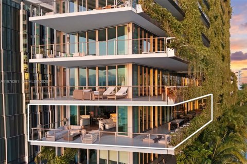 Condo à Miami Beach, Floride, 3 chambres  № 2041913