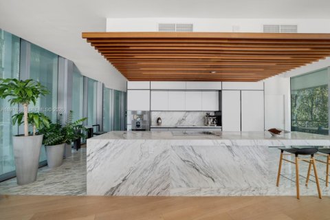 Copropriété à vendre à Miami Beach, Floride: 3 chambres, 246.93 m2 № 2041913 - photo 9