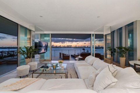 Copropriété à vendre à Miami Beach, Floride: 3 chambres, 246.93 m2 № 2041913 - photo 2