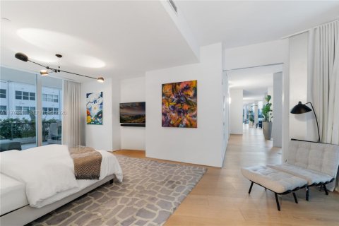 Copropriété à vendre à Miami Beach, Floride: 3 chambres, 246.93 m2 № 2041913 - photo 15