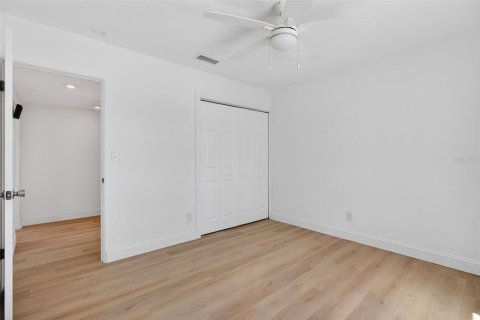 Casa en venta en Saint Petersburg, Florida, 3 dormitorios, 202.06 m2 № 2105321 - foto 30