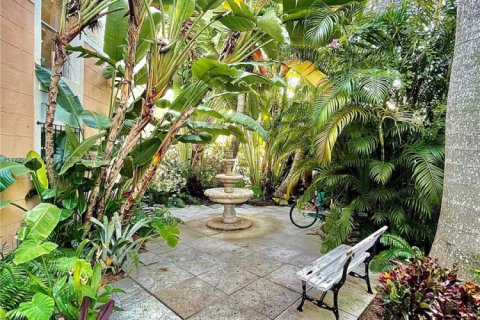 Condominio en venta en Miami Beach, Florida, 1 dormitorio, 55.74 m2 № 2036555 - foto 7