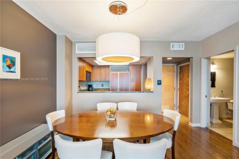 Condominio en alquiler en Miami Beach, Florida, 1 dormitorio, 87.33 m2 № 1958959 - foto 7
