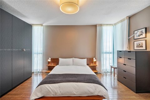 Condominio en alquiler en Miami Beach, Florida, 1 dormitorio, 87.33 m2 № 1958959 - foto 10