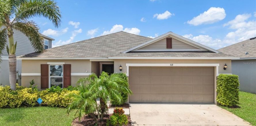 House in Winter Haven, Florida 4 bedrooms, 159.51 sq.m. № 1879950
