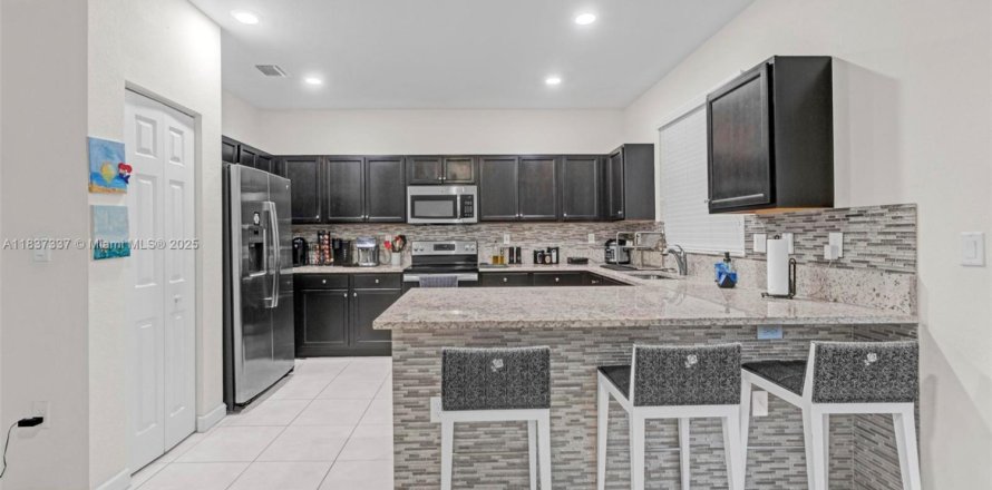 Touwnhouse à Homestead, Floride 3 chambres, 161.65 m2 № 1821584