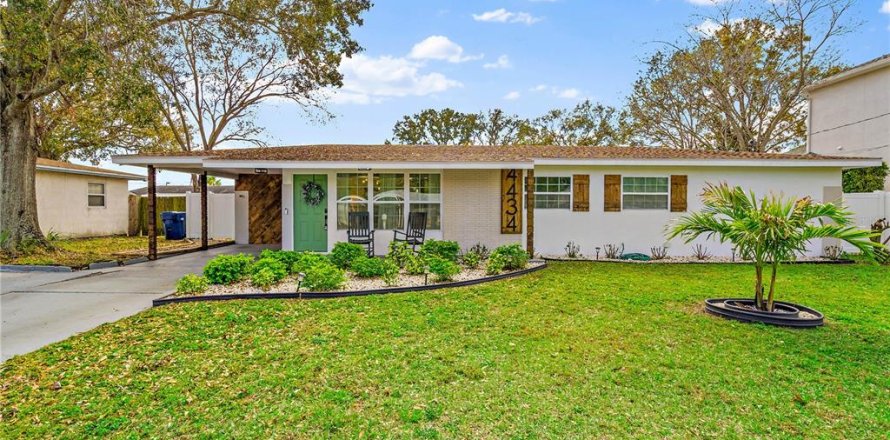 Casa en Tampa, Florida 3 dormitorios, 115.2 m2 № 1915694