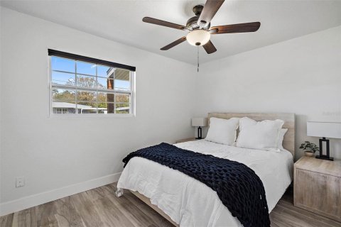 Casa en alquiler en Tampa, Florida, 3 dormitorios, 115.2 m2 № 1915694 - foto 11