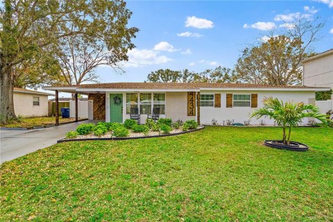 Casa en alquiler en Tampa, Florida, 3 dormitorios, 115.2 m2 № 1915694 - foto 19