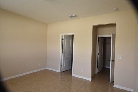 Casa en alquiler en Orlando, Florida, 3 dormitorios, 151.99 m2 № 1906460 - foto 6