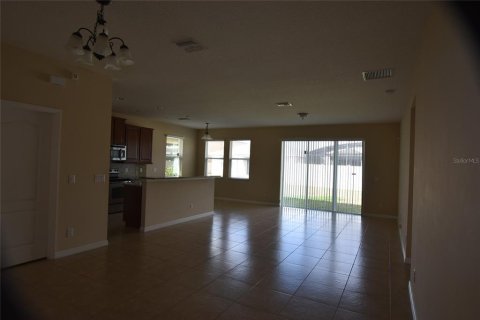 Casa en alquiler en Orlando, Florida, 3 dormitorios, 151.99 m2 № 1906460 - foto 5