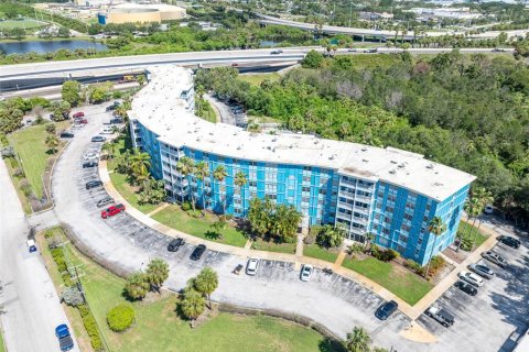 Condo in Saint Petersburg, Florida, 1 bedroom  № 1810214 - photo 21