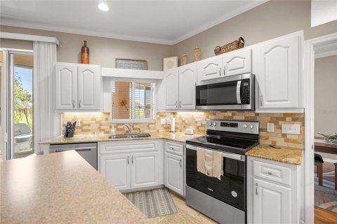 Villa ou maison à vendre à Ocala, Floride: 2 chambres, 155.98 m2 № 2237573 - photo 12