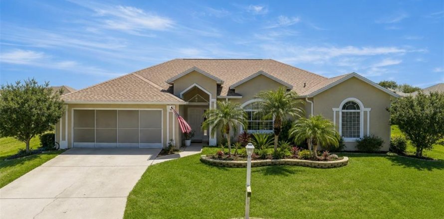 Villa ou maison à Ocala, Floride 2 chambres, 155.98 m2 № 2237573