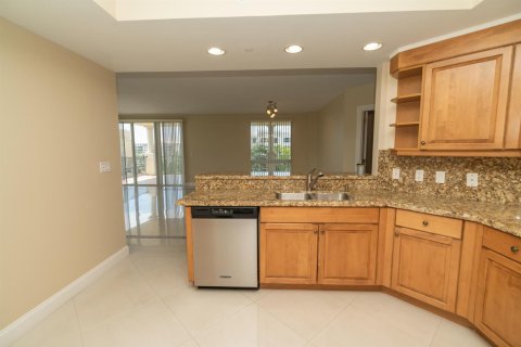 Copropriété à louer à Deerfield Beach, Floride: 3 chambres, 187.76 m2 № 2261662 - photo 10