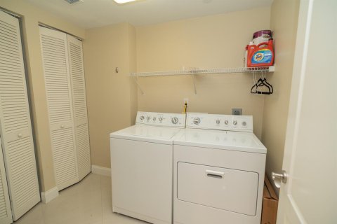 Copropriété à louer à Deerfield Beach, Floride: 3 chambres, 187.76 m2 № 2261662 - photo 19