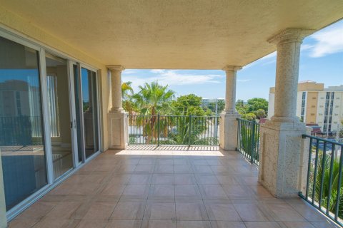 Copropriété à louer à Deerfield Beach, Floride: 3 chambres, 187.76 m2 № 2261662 - photo 6