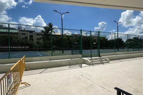 Copropriété à vendre à Miami, Floride: 2 chambres, 135.64 m2 № 1807917 - photo 16