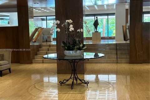 Copropriété à vendre à Miami, Floride: 2 chambres, 135.64 m2 № 1807917 - photo 12