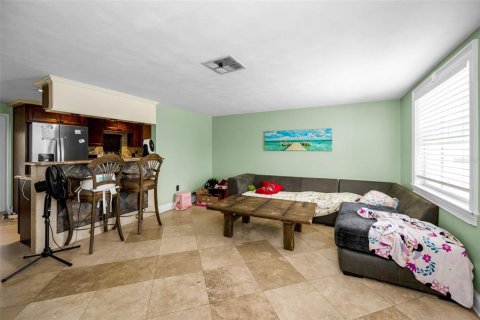 House in Holiday, Florida 2 bedrooms, 84.73 sq.m. № 1911809 - photo 7