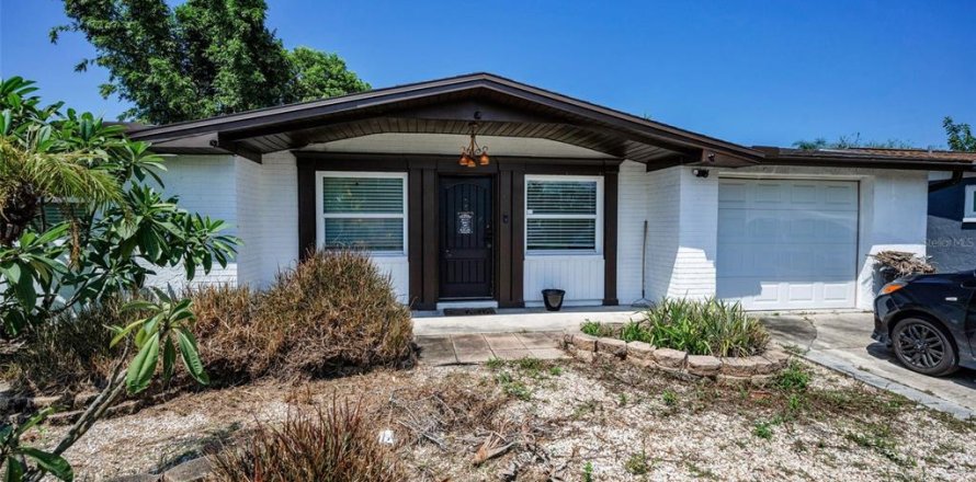 Casa en Holiday, Florida 2 dormitorios, 84.73 m2 № 1911809