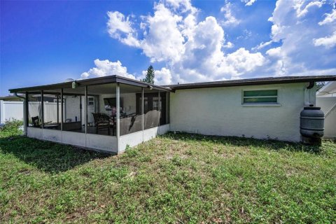 House in Holiday, Florida 2 bedrooms, 84.73 sq.m. № 1911809 - photo 28