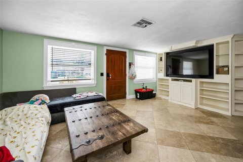 House in Holiday, Florida 2 bedrooms, 84.73 sq.m. № 1911809 - photo 6