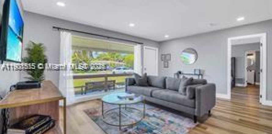 Casa en Fort Lauderdale, Florida 3 dormitorios, 179.12 m2 № 2012528