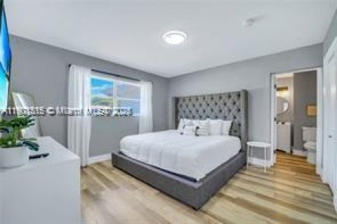 Casa en alquiler en Fort Lauderdale, Florida, 3 dormitorios, 179.12 m2 № 2012528 - foto 20
