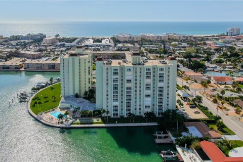 Copropriété à vendre à Saint Pete Beach, Floride: 2 chambres, 105.07 m2 № 1898490 - photo 14