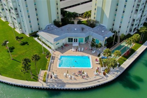 Copropriété à vendre à Saint Pete Beach, Floride: 2 chambres, 105.07 m2 № 1898490 - photo 12