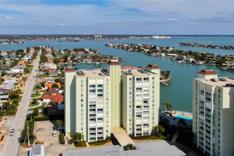 Copropriété à vendre à Saint Pete Beach, Floride: 2 chambres, 105.07 m2 № 1898490 - photo 3