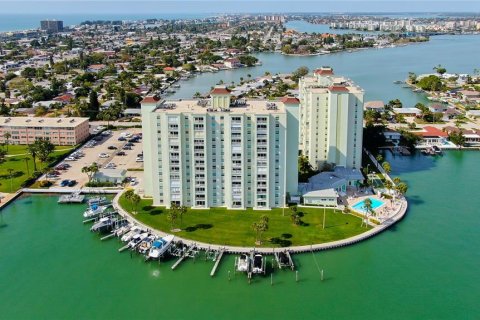 Copropriété à vendre à Saint Pete Beach, Floride: 2 chambres, 105.07 m2 № 1898490 - photo 8