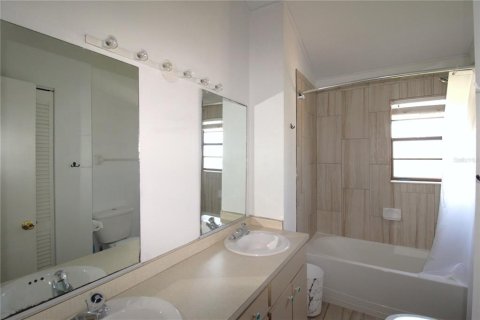 Снять в аренду квартиру в Энглвуд, Флорида 1 комната, 93.65м2, № 1789326 - фото 11