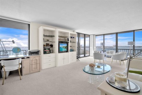 Купить кондоминиум в Ривьера-Бич, Флорида 2 спальни, 133.31м2, № 1957745 - фото 10