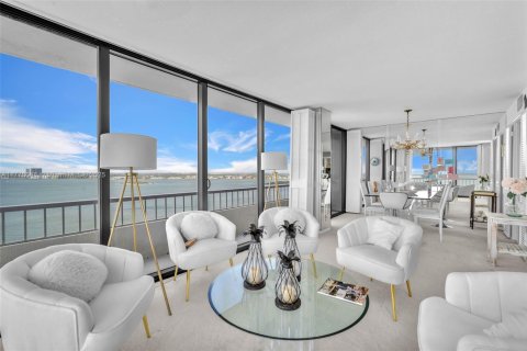 Купить кондоминиум в Ривьера-Бич, Флорида 2 спальни, 133.31м2, № 1957745 - фото 15