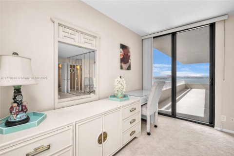 Купить кондоминиум в Ривьера-Бич, Флорида 2 спальни, 133.31м2, № 1957745 - фото 24