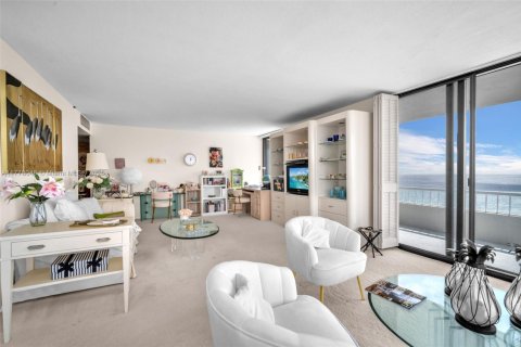 Купить кондоминиум в Ривьера-Бич, Флорида 2 спальни, 133.31м2, № 1957745 - фото 9