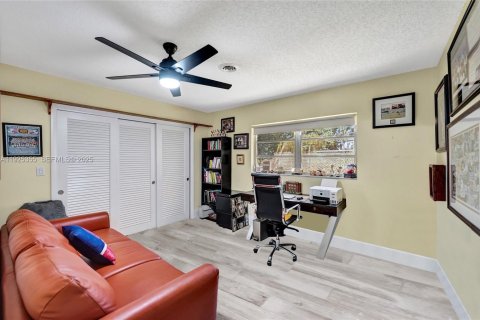 Villa ou maison à louer à Lighthouse Point, Floride: 3 chambres, 176.33 m2 № 1984612 - photo 21