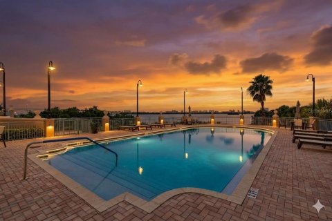 Condo in Clearwater, Florida, 2 bedrooms № 2384185 - photo 5