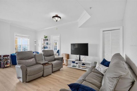 Condo in Clearwater, Florida, 2 bedrooms № 2384185 - photo 16