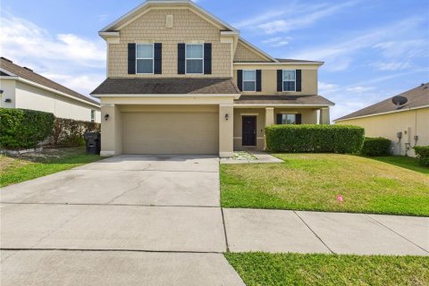 Casa en venta en Auburndale, Florida, 4 dormitorios, 274.71 m2 № 1654380 - foto 1