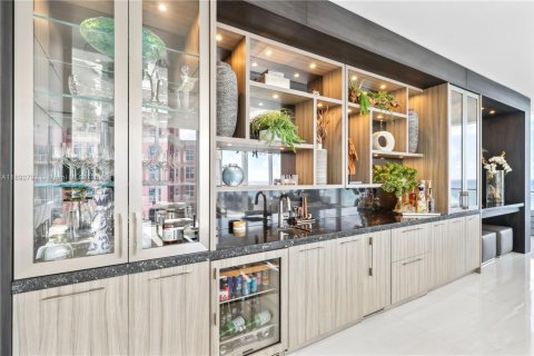 Condo in Fort Lauderdale, Florida, 4 bedrooms  № 1953400 - photo 6