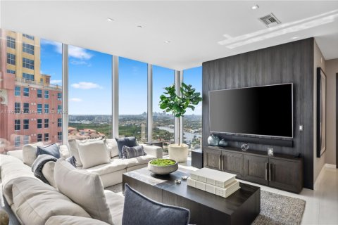 Condo in Fort Lauderdale, Florida, 4 bedrooms  № 1953400 - photo 29