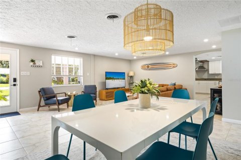 Casa en alquiler en Sarasota, Florida, 3 dormitorios, 160.91 m2 № 1561135 - foto 18