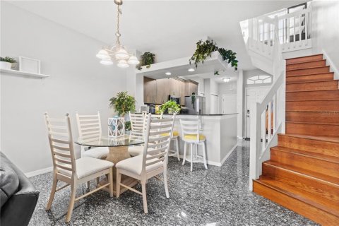 Купить таунхаус в Кеннет-Сити, Флорида 4 комнаты, 149.85м2, № 2195694 - фото 14