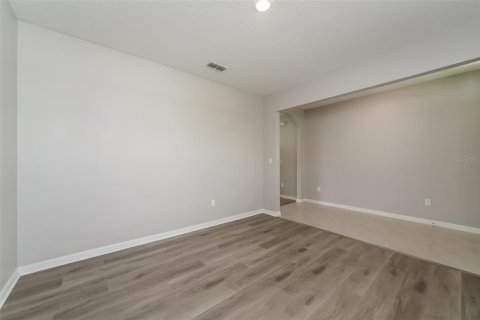 Casa en venta en Winter Haven, Florida, 5 dormitorios, 250.46 m2 № 2207723 - foto 7