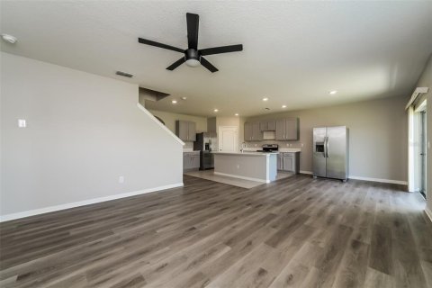 Casa en venta en Winter Haven, Florida, 5 dormitorios, 250.46 m2 № 2207723 - foto 10