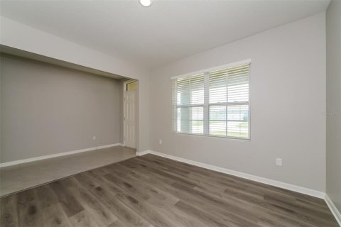 Casa en venta en Winter Haven, Florida, 5 dormitorios, 250.46 m2 № 2207723 - foto 6