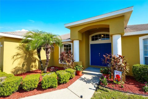 Casa en venta en Winter Haven, Florida, 4 dormitorios, 171.59 m2 № 1872758 - foto 4